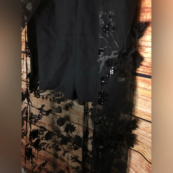 Sequin Applique Overlay Romper - Picture 7 of 16